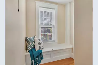 377 Cole Avenue, Providence, RI 02906 - Photo 22