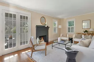377 Cole Ave, Providence, RI 02906 - Photo 6