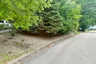 81 Sherwood Valley Ln, Coventry, RI 02816 - Photo 2