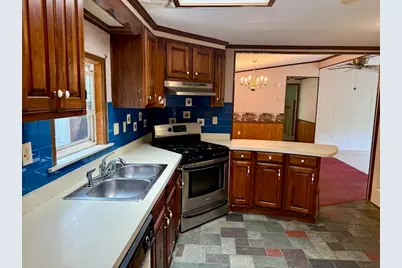81 Sherwood Valley Lane, Coventry, RI 02816 - Photo 4