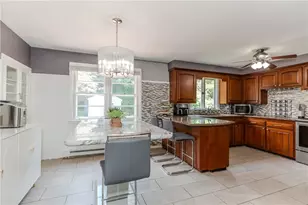 7 Oakcrest Dr, North Providence, RI 02904 - Photo 8