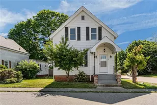 45 Smith St, East Providence, RI 02915 - Photo 24