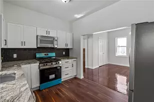 45 Smith St, East Providence, RI 02915 - Photo 6