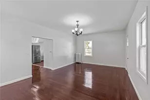 45 Smith St, East Providence, RI 02915 - Photo 8