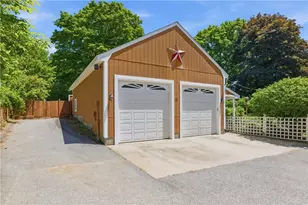 250 Whipple Ave, Burrillville, RI 02858 - Photo 4
