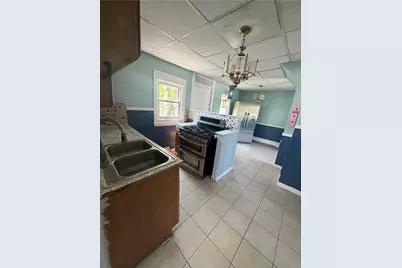 54 Pearl Street, Pawtucket, RI 02860 - Photo 6