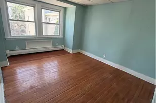 54 Pearl St, Pawtucket, RI 02860 - Photo 16