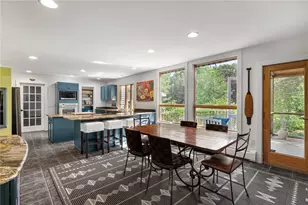 517 Lake Rd, Tiverton, RI 02878 - Photo 18