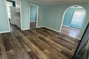 72 Sylvian St, Central Falls, RI 02863 - Photo 4