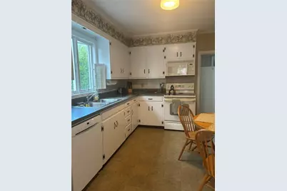 11 Eastnor Road, Newport, RI 02840 - Photo 10