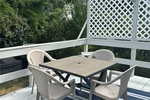 11 Eastnor Rd, Newport, RI 02840 - Photo 24