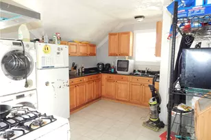 1915 Smith St, North Providence, RI 02911 - Photo 26