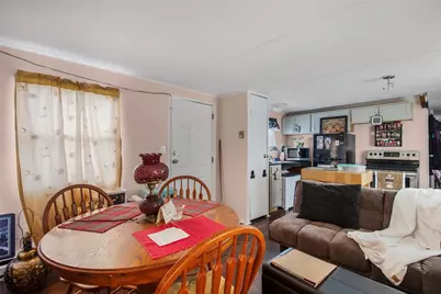 719 Forest Park, Middletown, RI 02842 - Photo 16