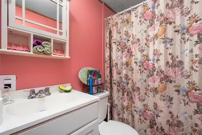 719 Forest Park, Middletown, RI 02842 - Photo 32
