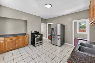 54 Joslin St, Providence, RI 02909 - Photo 8