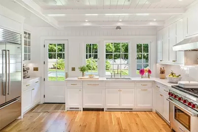 11 Chachapacasset Road, Barrington, RI 02806 - Photo 2