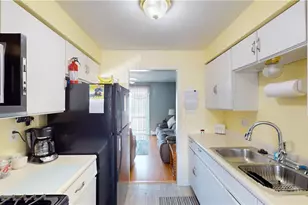 7 Notre Dame St, Central Falls, RI 02863 - Photo 14