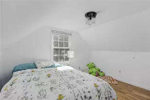 100 Penguin Ave, Warwick, RI 02818 - Photo 24