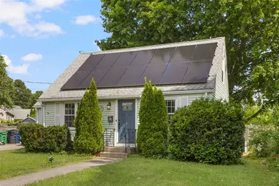 100 Penguin Avenue, Warwick, RI 02818 - Photo 2