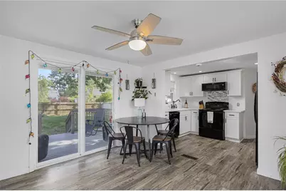 100 Penguin Avenue, Warwick, RI 02818 - Photo 16