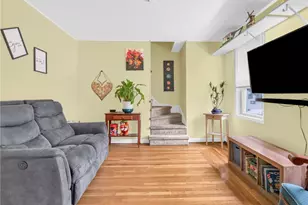 353 Washington St, West Warwick, RI 02893 - Photo 14