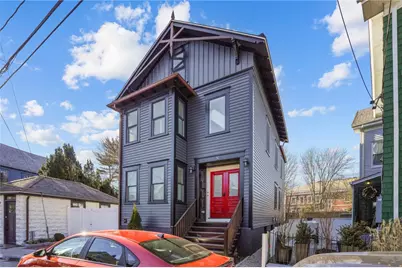 8 Cross Street #2, Newport, RI 02840 - Photo 2