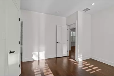8 Cross Street #2, Newport, RI 02840 - Photo 20
