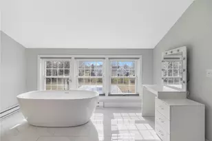 53 River Run Rd, Middletown, RI 02842 - Photo 22