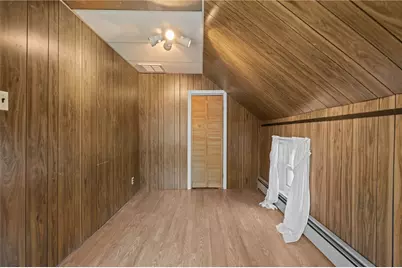 112 Owen Avenue, Pawtucket, RI 02860 - Photo 14