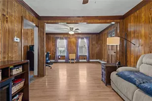 112 Owen Ave, Pawtucket, RI 02860 - Photo 12