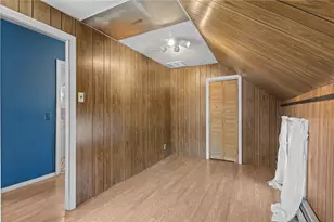 112 Owen Ave, Pawtucket, RI 02860 - Photo 14