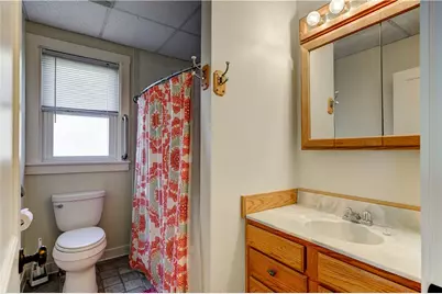 577 Spring Street, Newport, RI 02840 - Photo 16