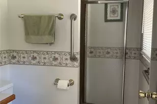 196 E Narragansett Ave, South Kingstown, RI 02879 - Photo 12