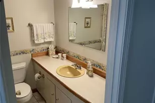 196 E Narragansett Ave, South Kingstown, RI 02879 - Photo 8