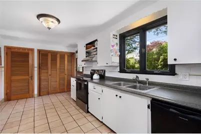 10 Johnnycake Lane, Portsmouth, RI 02871 - Photo 4