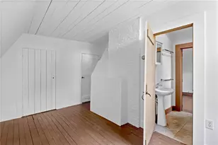 57 Farewell St, Newport, RI 02840 - Photo 30