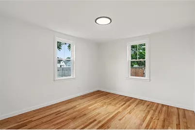 125 Olympia Avenue, Pawtucket, RI 02861 - Photo 8