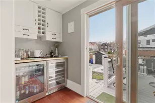 23 Clinton St, Newport, RI 02840 - Photo 14