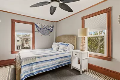 23 Clinton Street, Newport, RI 02840 - Photo 20