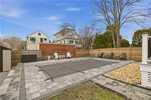 23 Clinton St, Newport, RI 02840 - Photo 34