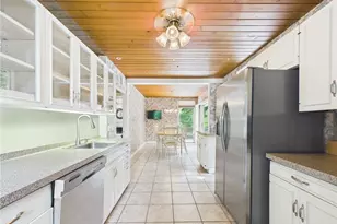 310 Spencer Av 02818 Ave, Warwick, RI 02818 - Photo 36