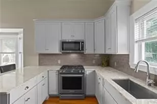 18 Quail Ridge Rd, Cranston, RI 02921 - Photo 12