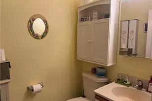 22 Iris Ln, North Providence, RI 02911 - Photo 8
