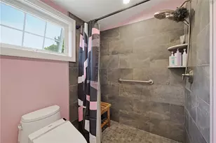 80 Circuit Dr, East Providence, RI 02915 - Photo 34