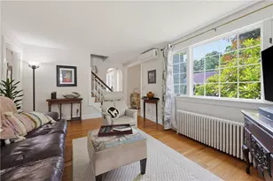 80 Circuit Dr, East Providence, RI 02915 - Photo 18