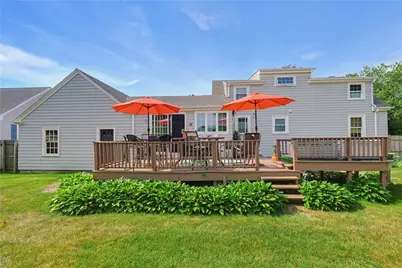 80 Circuit Drive, East Providence, RI 02915 - Photo 38