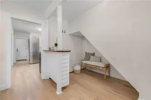 28 Young St, Newport, RI 02840 - Photo 10