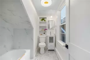 28 Young St, Newport, RI 02840 - Photo 20