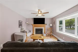 21 Portland St, Lincoln, RI 02838 - Photo 8