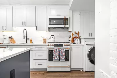426 Spring Street #B103, Newport, RI 02840 - Photo 6